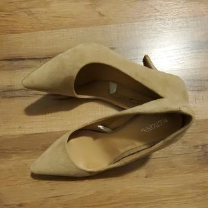 Merona Nude Pumps Size 8